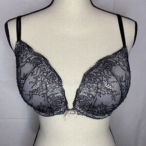 Victoria’s Secret Pale Purple Black Very Sexy Push-Up Bra Size 32DDD